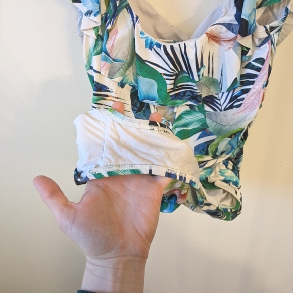 La Blanca Tummy Control Off Shoulder One Piece Floral Swim Suit Size 12 - Picture 8 of 13